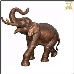 鼻子向上銅大象鑄造廠(chǎng)